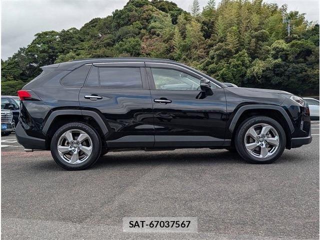 Toyota RAV4 2021-12 8781804-9