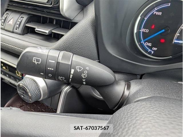 Toyota RAV4 2021-12 8781804-20