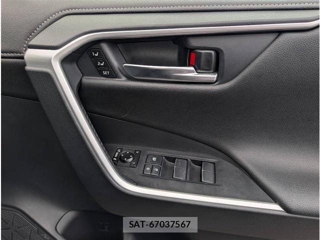 Toyota RAV4 2021-12 8781804-27