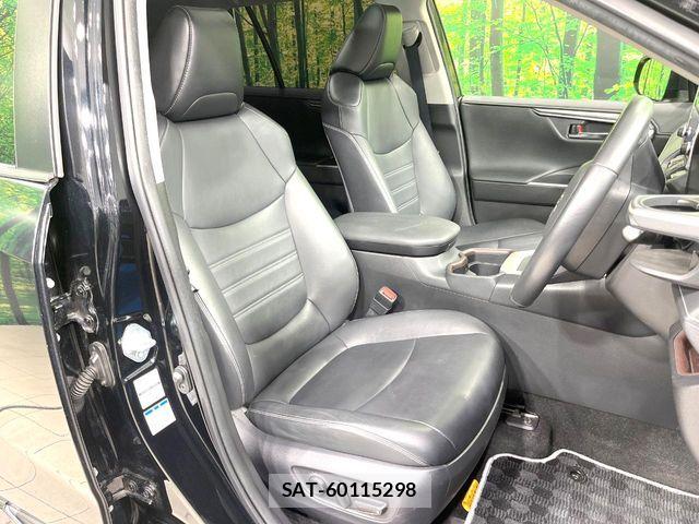 Toyota RAV4 2020-11 8781799-9