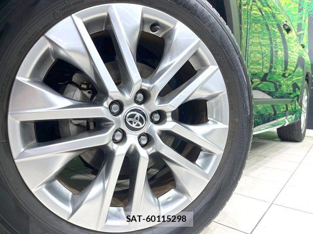 Toyota RAV4 2020-11 8781799-14