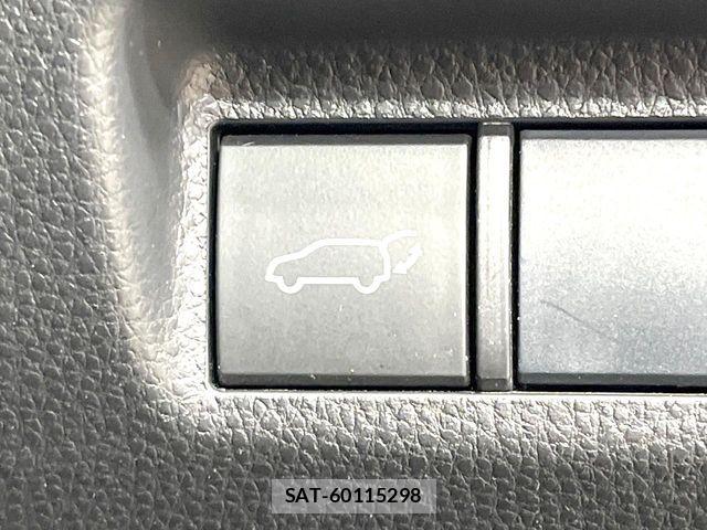 Toyota RAV4 2020-11 8781799-8