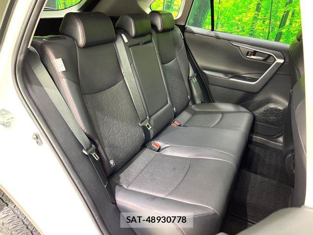 Toyota RAV4 2022-02 8781801-9