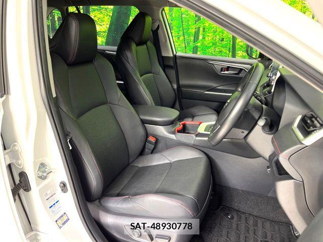 Toyota RAV4 2022-02 8781801-8