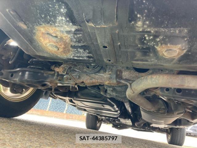 Toyota RAV4 2011-11 8781821-8