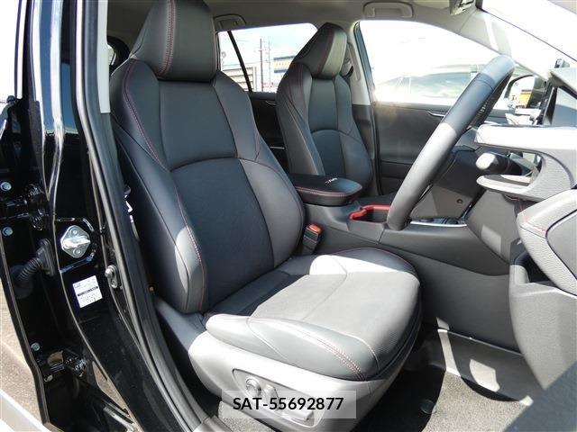 Toyota RAV4 2025-09 8781797-15