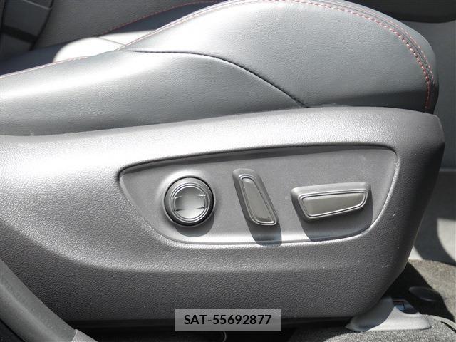 Toyota RAV4 2025-09 8781797-18