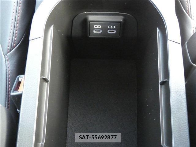 Toyota RAV4 2025-09 8781797-21