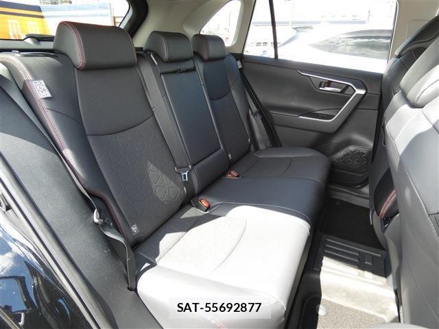 Toyota RAV4 2025-09 8781797-26