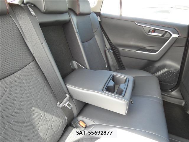 Toyota RAV4 2025-09 8781797-27