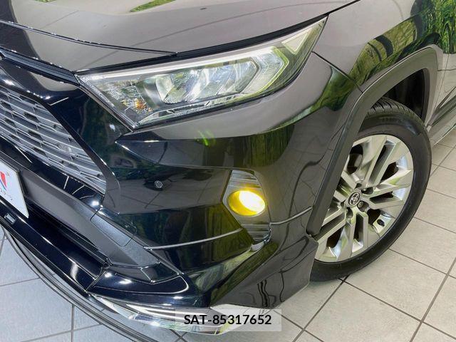 Toyota RAV4 2021-05 8781803-11