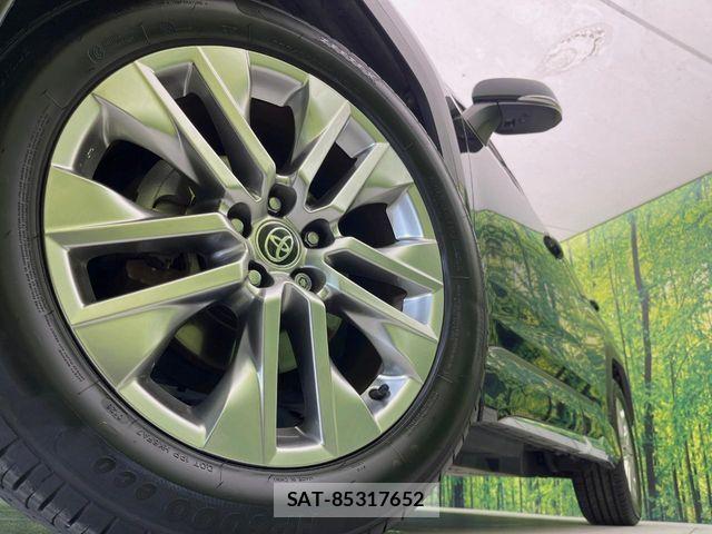 Toyota RAV4 2021-05 8781803-12