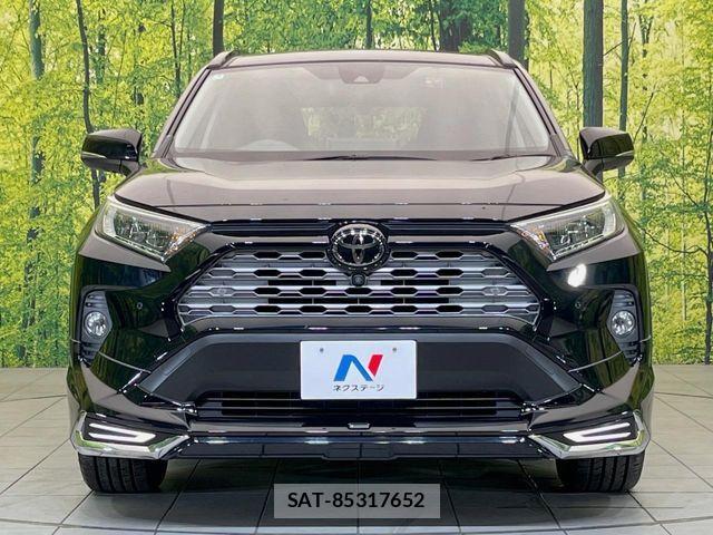 Toyota RAV4 2021-05 8781803-13