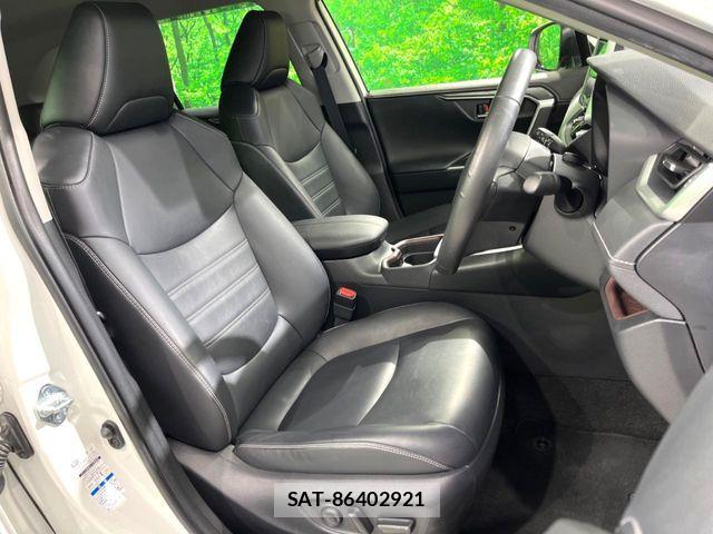Toyota RAV4 2020-03 8781809-9
