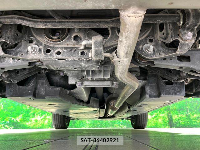 Toyota RAV4 2020-03 8781809-18
