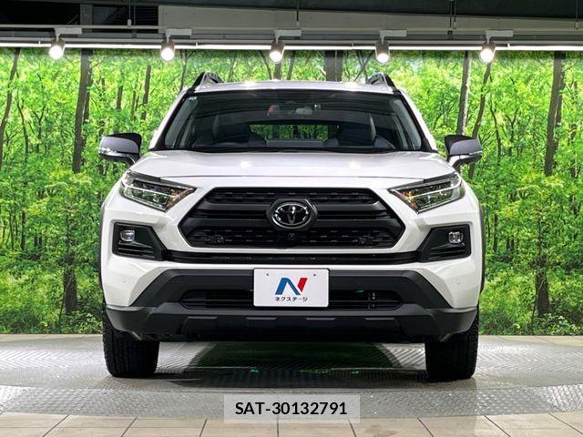 Toyota RAV4 2024-10 8781796-13