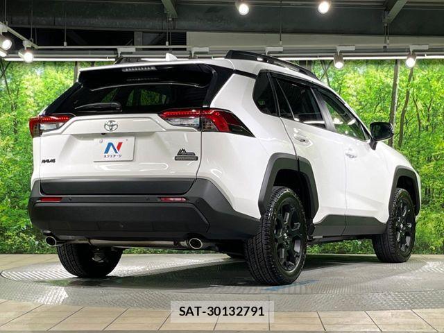 Toyota RAV4 2024-10 8781796-16