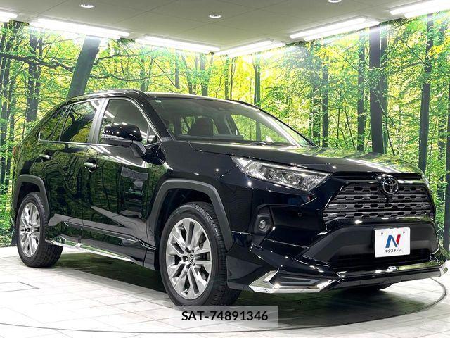 Toyota RAV4 2023-08 8781798-16