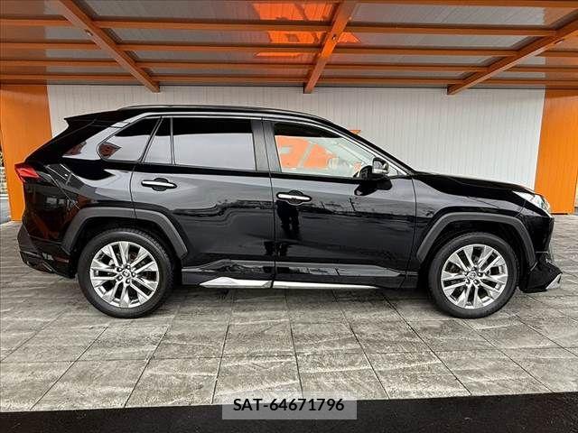 Toyota RAV4 2019-12 8781812-10