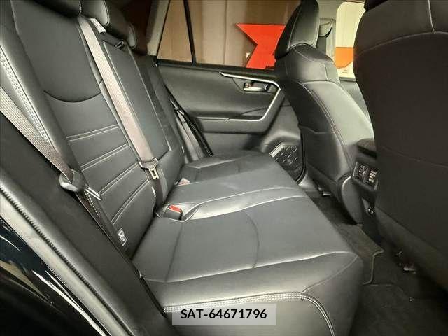 Toyota RAV4 2019-12 8781812-17