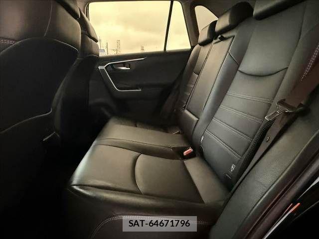 Toyota RAV4 2019-12 8781812-18