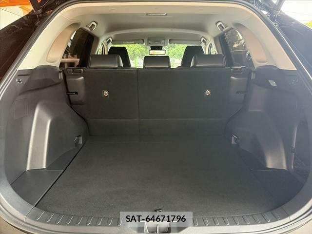 Toyota RAV4 2019-12 8781812-19