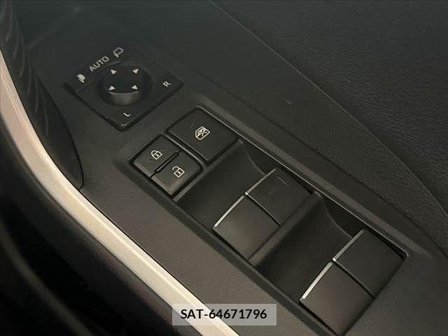 Toyota RAV4 2019-12 8781812-26
