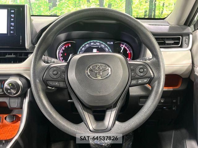 Toyota RAV4 2019-07 8797300-11