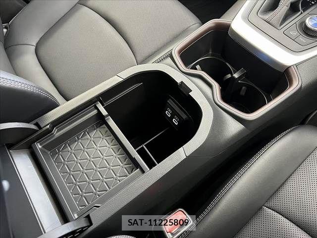 Toyota RAV4 2025-03 8797292-25
