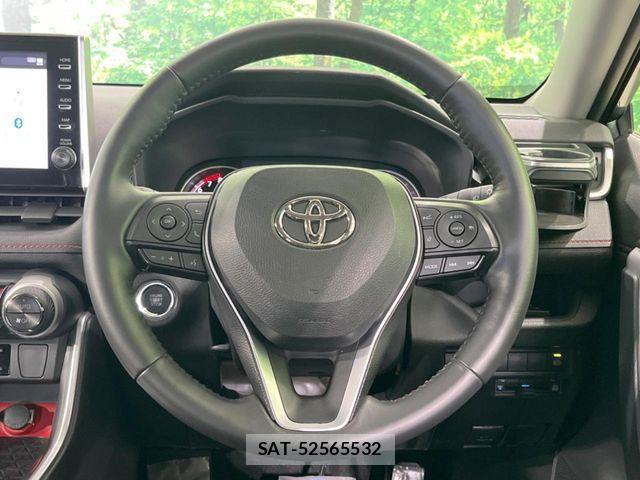 Toyota RAV4 2022-09 8797297-10