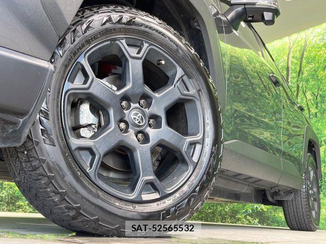 Toyota RAV4 2022-09 8797297-12