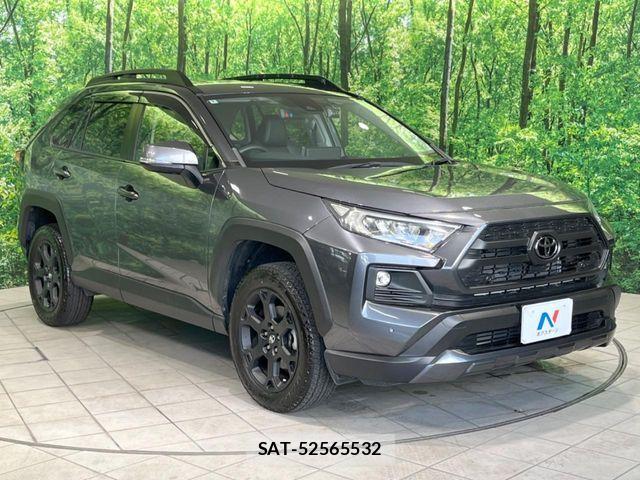 Toyota RAV4 2022-09 8797297-15