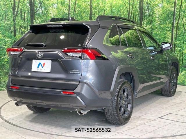 Toyota RAV4 2022-09 8797297-16