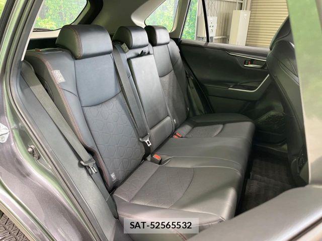 Toyota RAV4 2022-09 8797297-8