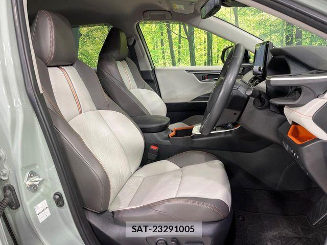 Toyota RAV4 2023-03 8797294-8