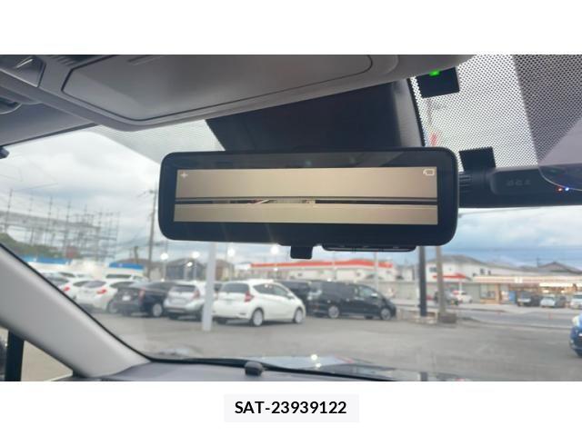Toyota RAV4 2019-05 8831278-24