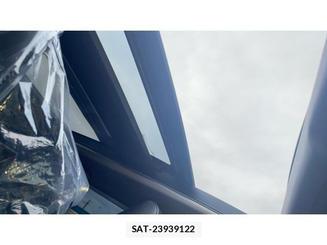 Toyota RAV4 2019-05 8831278-26