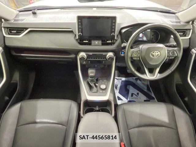 Toyota RAV4 2022-07 8831275-1