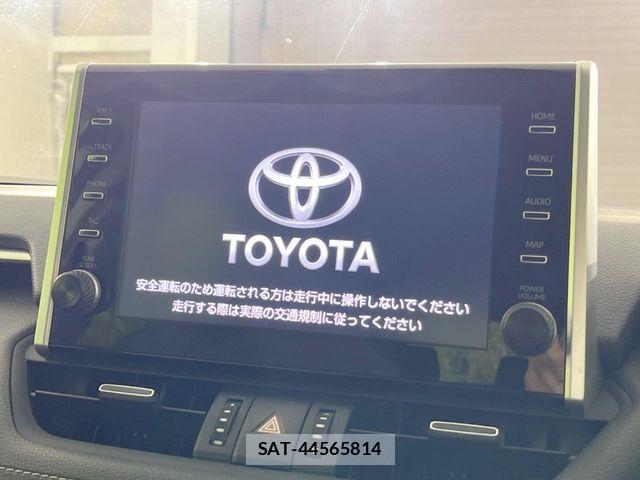 Toyota RAV4 2022-07 8831275-2