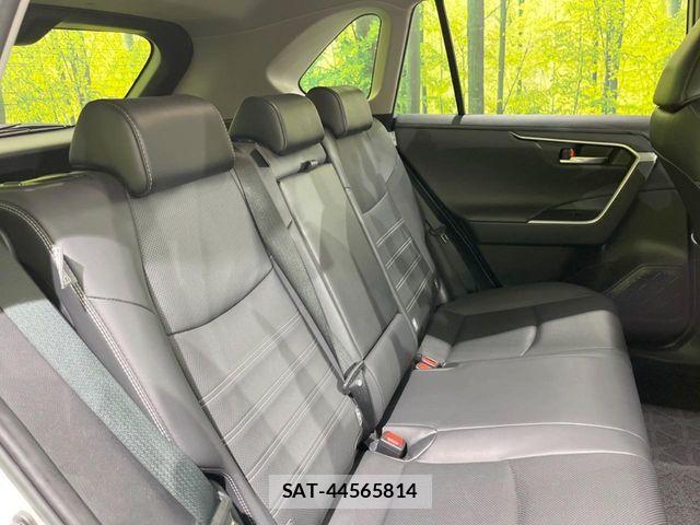 Toyota RAV4 2022-07 8831275-8