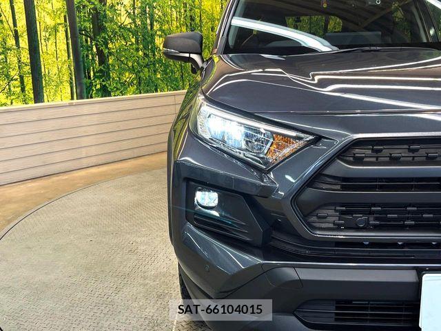 Toyota RAV4 2024-03 8831267-11
