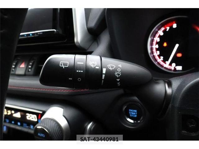 Toyota RAV4 2021-03 8831274-25