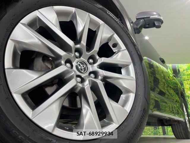 Toyota RAV4 2019-04 8831280-14