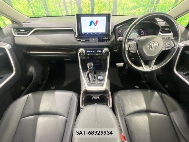 Toyota RAV4 2019-04 8831280-1
