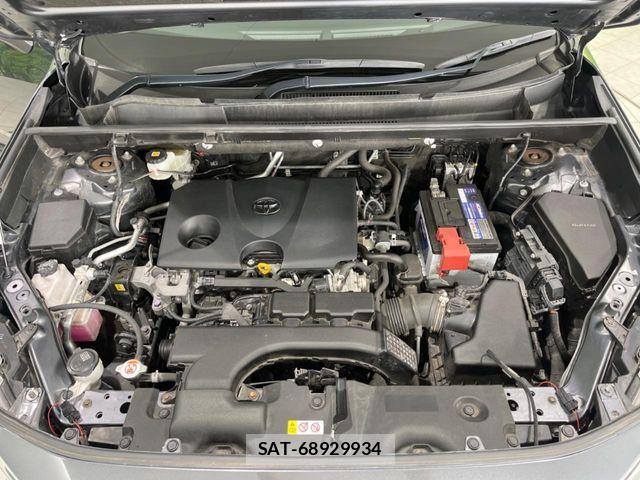 Toyota RAV4 2019-04 8831280-19