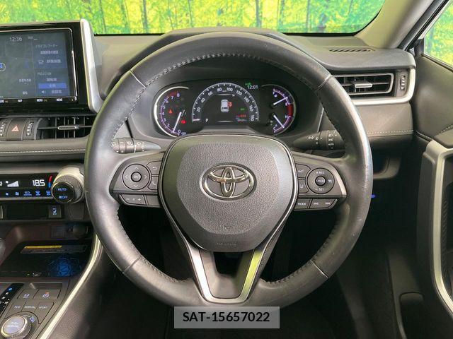 Toyota RAV4 2019-09 8831277-10