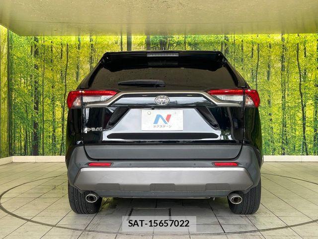 Toyota RAV4 2019-09 8831277-14