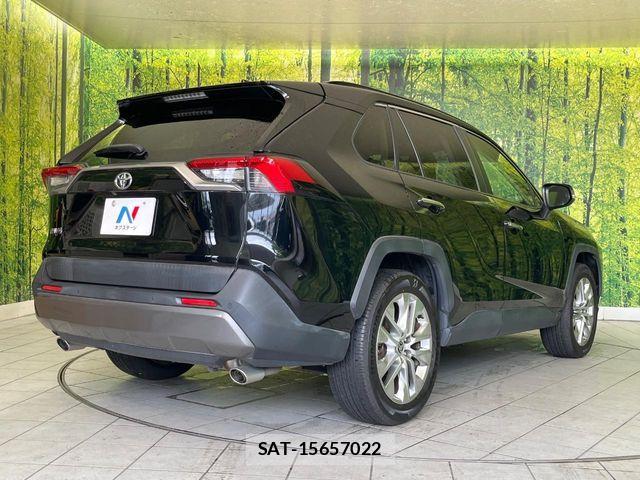 Toyota RAV4 2019-09 8831277-16