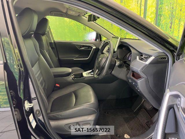 Toyota RAV4 2019-09 8831277-7