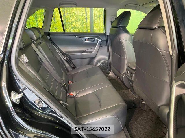 Toyota RAV4 2019-09 8831277-8